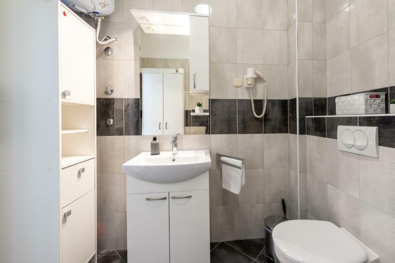 Studio Apartment & Room Ten - Free Parking Dubrovnik Ngoại thất bức ảnh